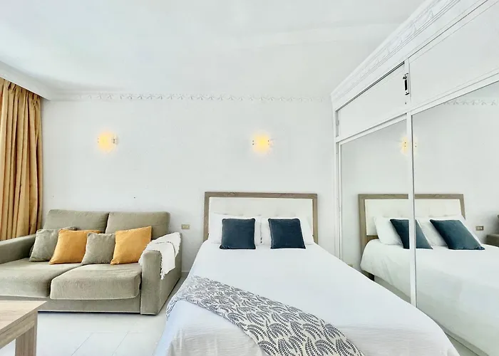 Estudio En Primera Linea De Playa Fuengirola