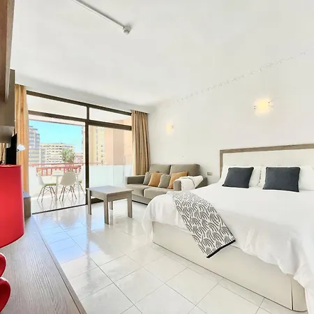 Estudio En Primera Linea De Playa Fuengirola