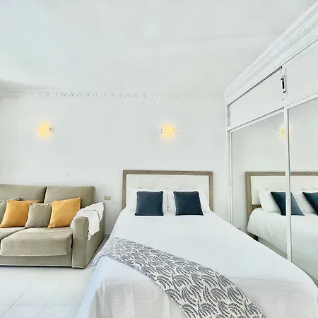Estudio En Primera Linea De Playa Fuengirola